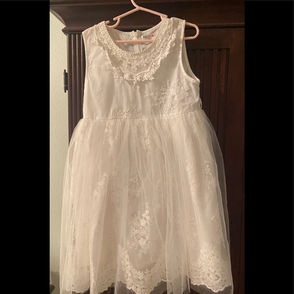 Girls dress